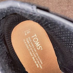 Toms leather booties